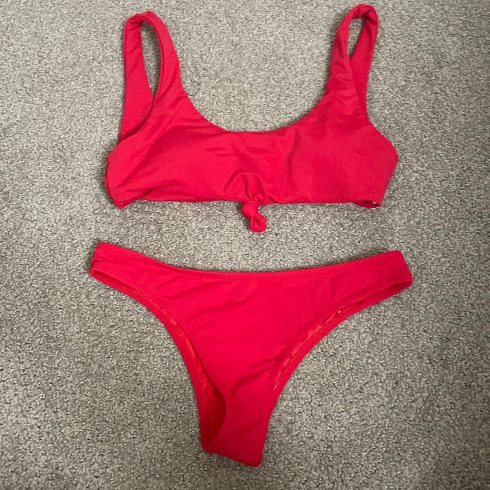 Red bikini set